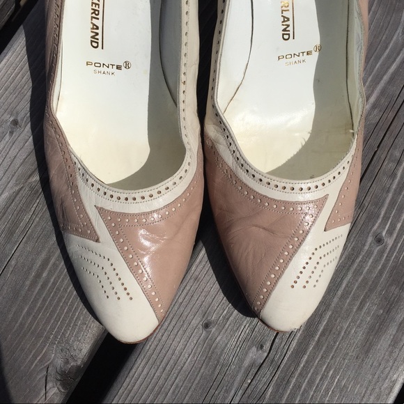 Vintage BALLY Leather Pumps - Picture 5 of 10